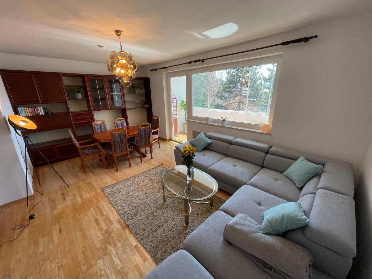 Spacious 3Bd Top Floor Flat Close To Lake Klagenfurt am Woerthersee Luaran gambar