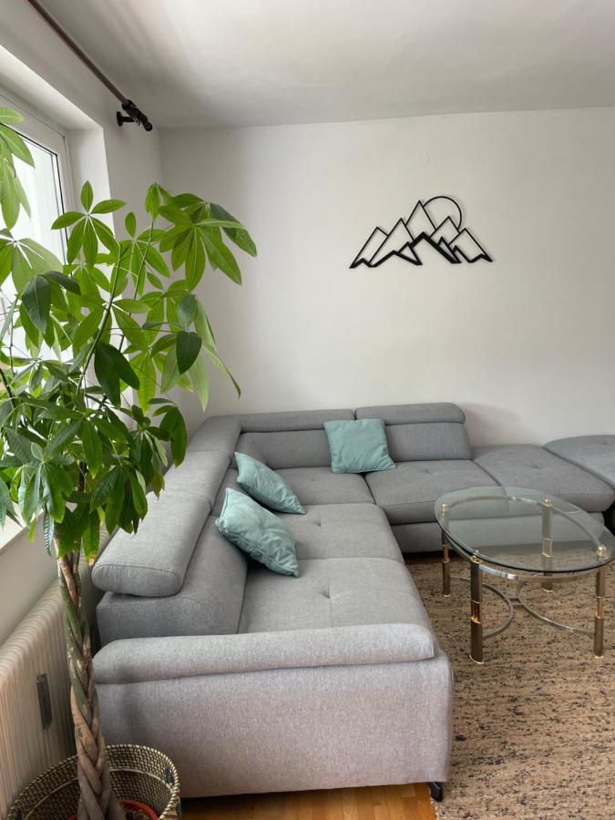 Spacious 3Bd Top Floor Flat Close To Lake Klagenfurt am Woerthersee Luaran gambar